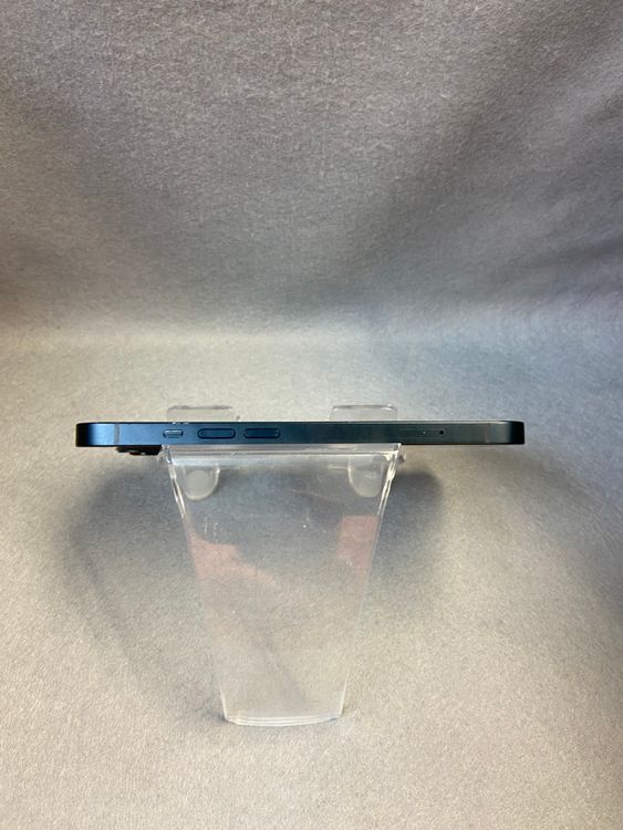 ��š������ǡ�SIM�ե꡼��iPhone13��256GB���ߥåɥʥ��ȿ�