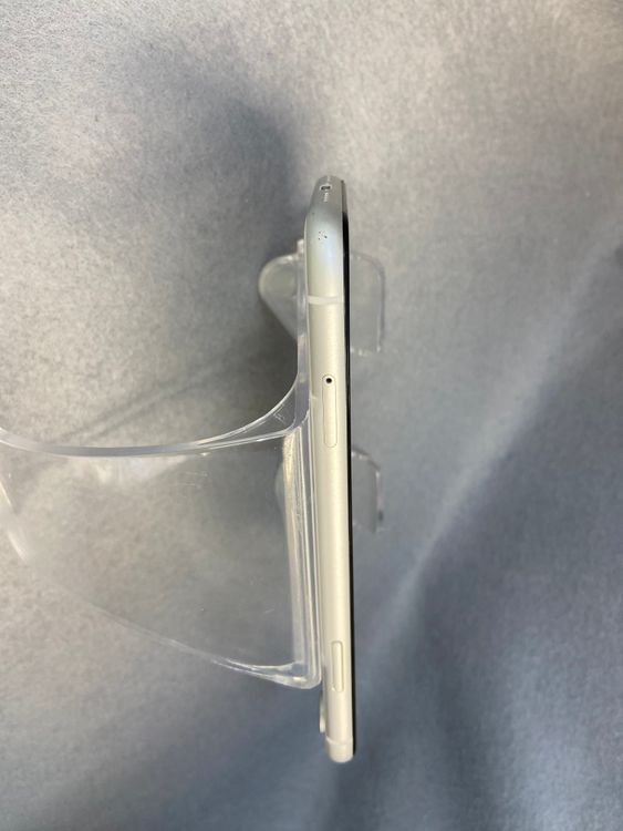 ���ʡ������ǡ�SIM�ե꡼��iPhone XR 64GB �ۥ磻�ȿ�