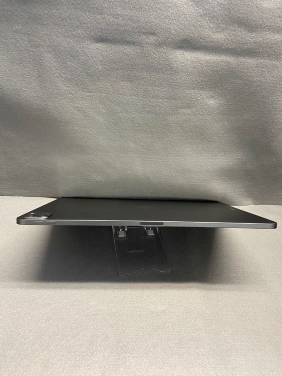 ���� iPad Pro 12.9����� ��4���� 128GB  Wi-Fi�� ���ڡ������쥤��