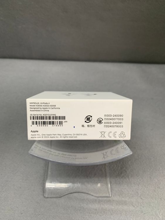 ����̤���� AirPods ��4���� MXP63J/A �ۥ磻�ȿ�