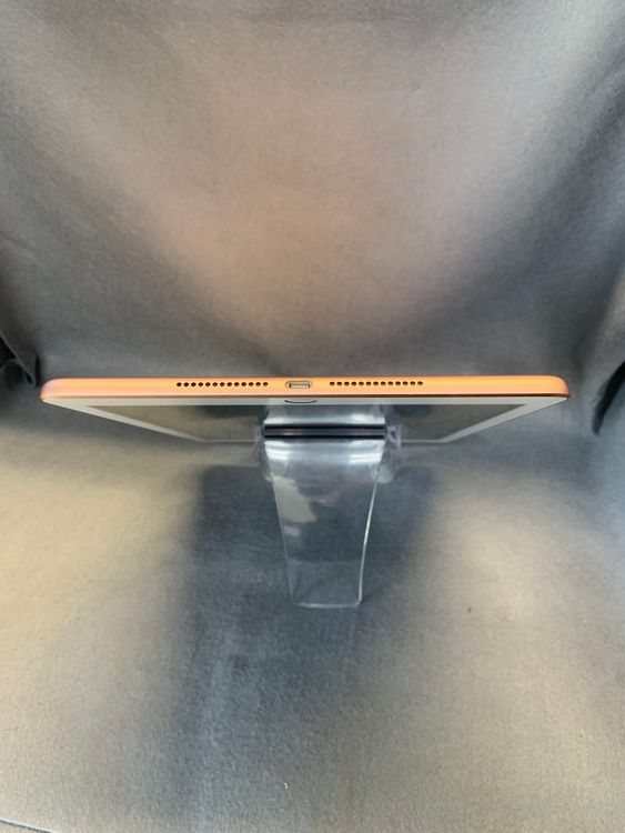 ���� SIM�ե꡼ iPad ��6���� 32GB Wi-Fi+Cellular�� �ԥ󥯥�����ɿ�