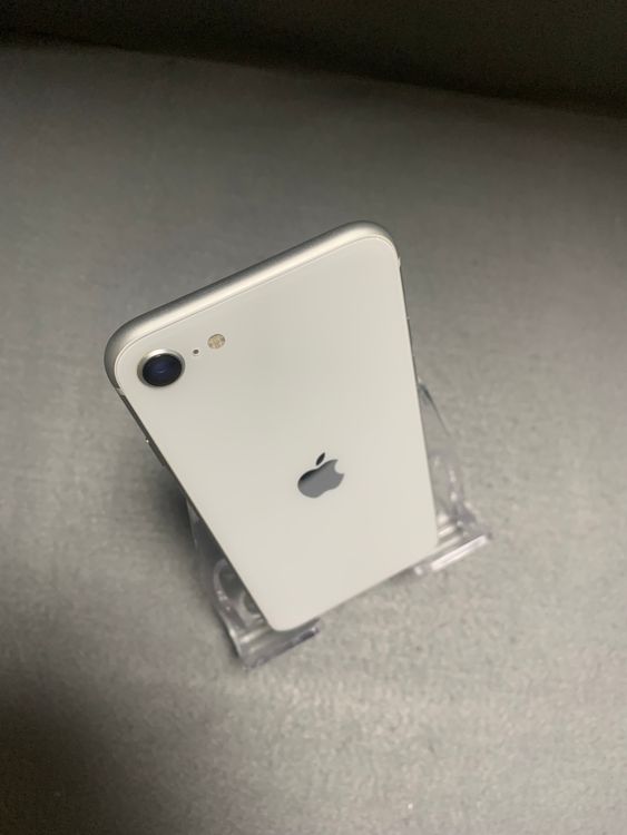 ���� ������ SIM�ե꡼ iPhoneSE ��2���� 64GB �ۥ磻�ȿ�