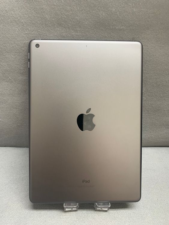 Ķ���� ������ Wi-Fi�� iPad ��9���� 64GB ���ڡ������쥤��