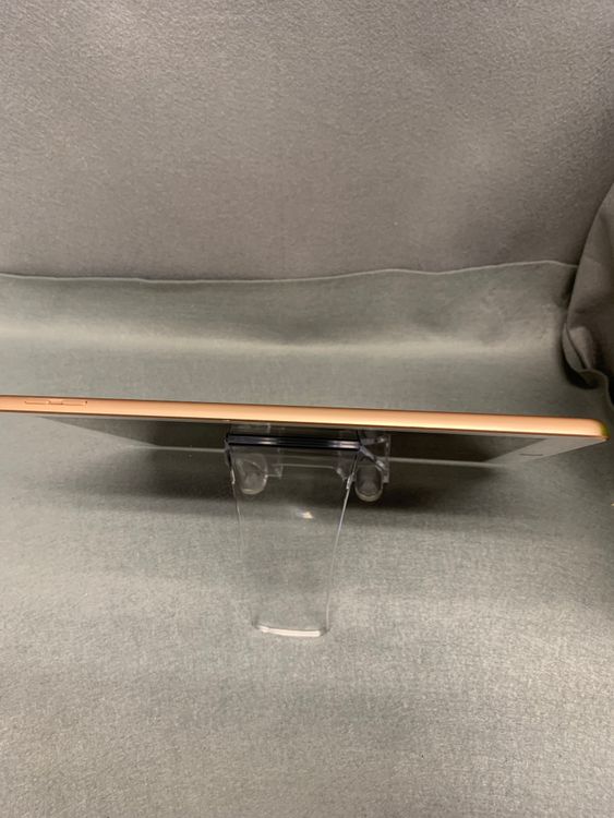 ���ʡ������ǡ�Wi-Fi�ǡ�iPad ��6���塡128GB ������ɿ�