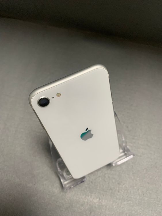 ���� ������ SIM�ե꡼ iPhoneSE ��2���� 64GB �ۥ磻�ȿ�