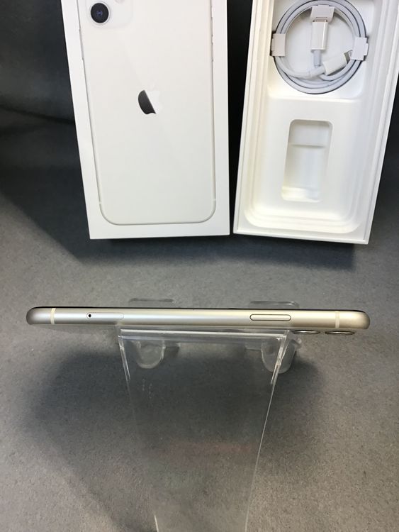 ���ʡ������� SIM�ե꡼ iPhone1��64GB �ۥ磻�ȿ�