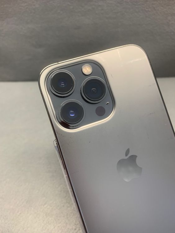 ���ʡ������ǡ�SIM�ե꡼��iPhone13 Pro 256GB  ����ե����ȿ�