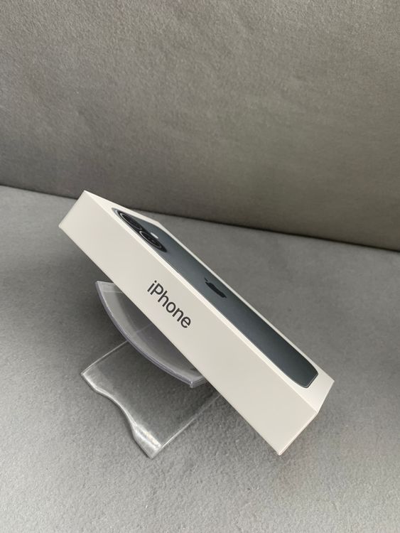 ����̤���� Apple���ȥ��� SIM�ե꡼ iPhone17 256GB �֥�å���