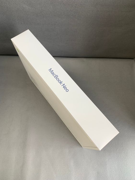 ����̤�����ڸ����ݾ�ͭ���13����� MacBook Neo 8GB���� 512GB���ȥ졼��