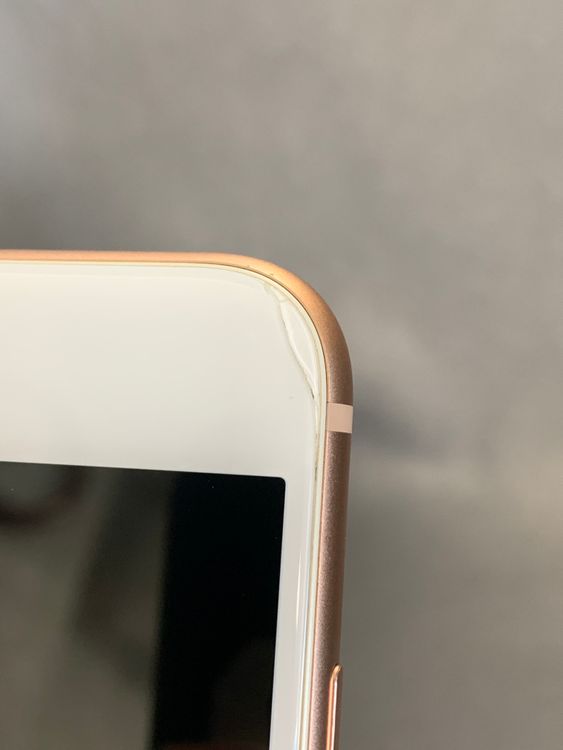 ���ʡ������ǡ�SIM�ե꡼��iPhone8 64GB ������ɿ�
