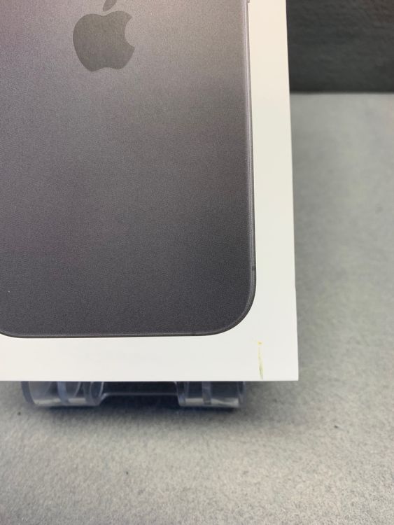����̤���� Apple���ȥ��� SIM�ե꡼ iPhone16 128GB �֥�å���