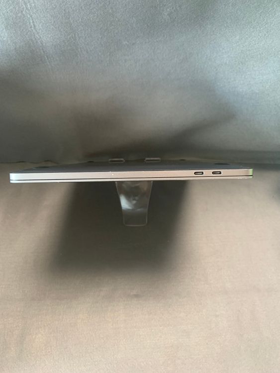  MacBook Pro 13 2019ǯ8GB/ 256GB ڡ쥤
