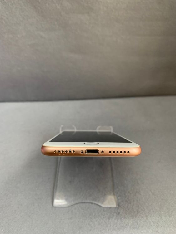 ���� Apple���ȥ��� SIM�ե꡼ iPhone8 64GB ������ɿ�