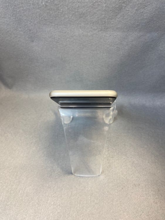 Ķ���ʡ������ǡ�SIM�ե꡼��iPhoneSE ��3���塡128GB �������饤�ȿ�