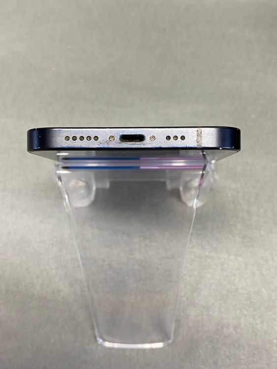 ���ʡ������ǡ�SIM�ե꡼��iPhone12 64GB �֥�å���