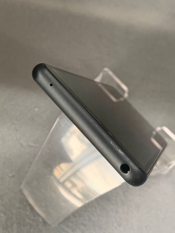 ���� ������ SIM�ե꡼ Sony Xperia 10 II 64GB �֥�å�����SOV43