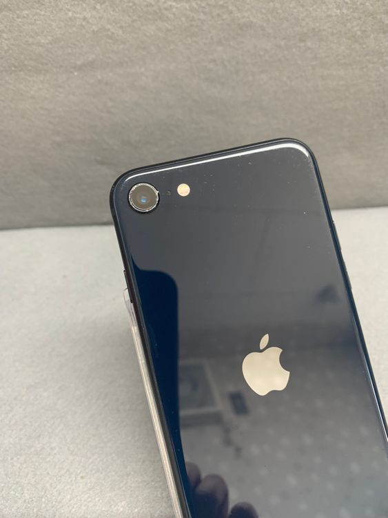 ������� ������ SIM�ե꡼ iPhoneSE �裳���� 64GB �ߥåɥʥ��ȿ�