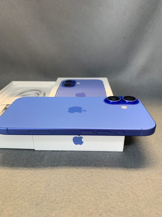 Ķ���ʡ������ǡ�SIM�ե꡼��iPhone16�� 128GB �֥롼��