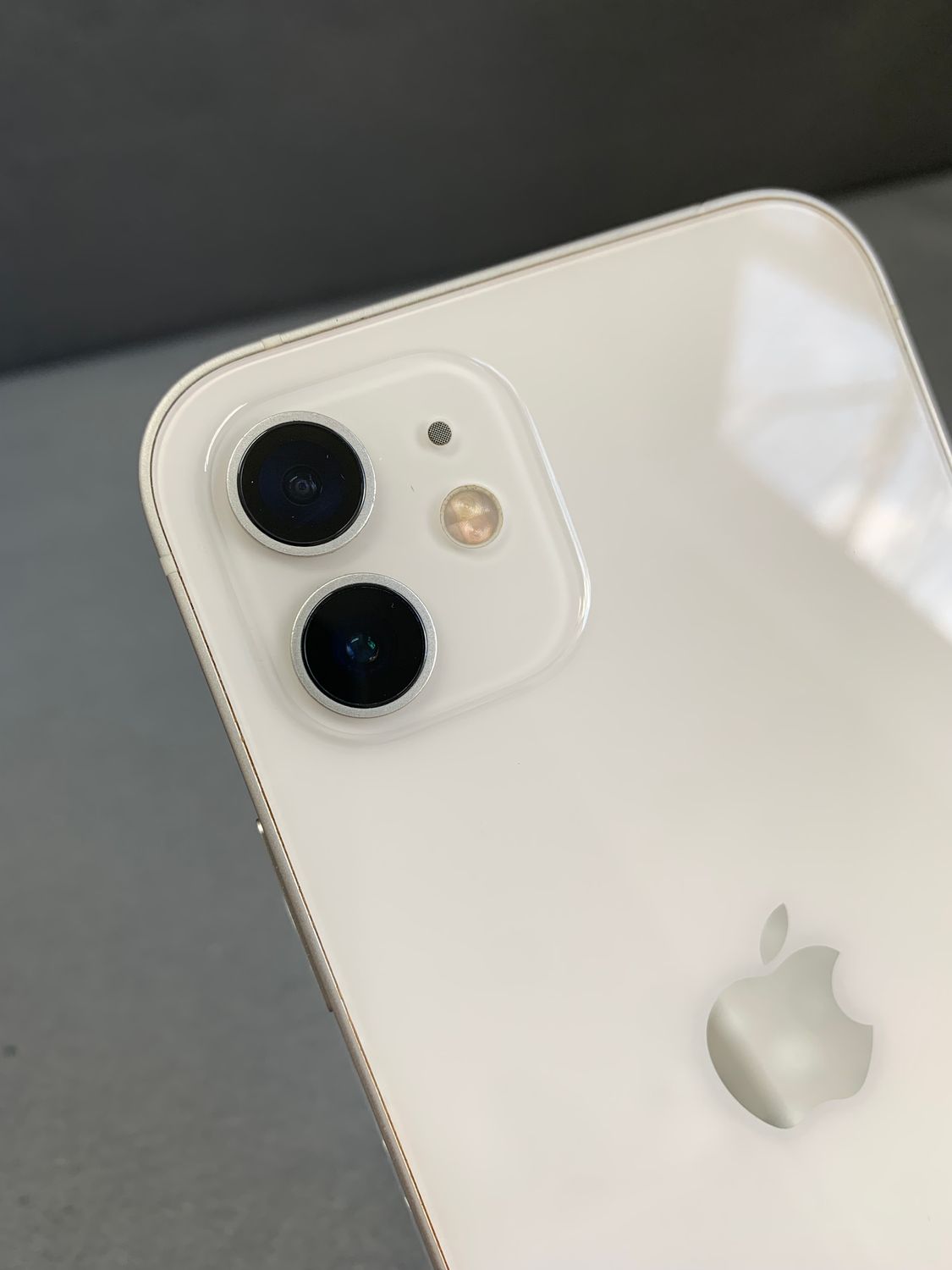 ムスビー｜美品中古 Appleストア版 SIMフリー iPhone12 256GB ホワイト