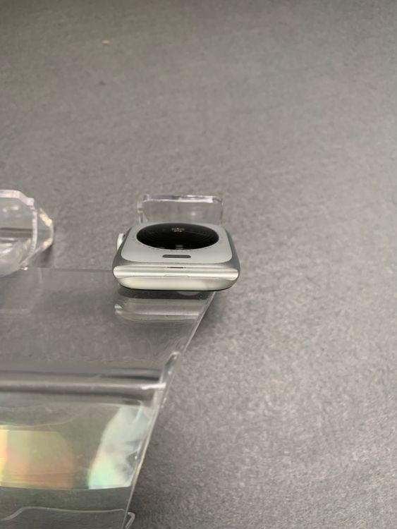 ������� Apple Watch SE ��2���� GPS��ǥ� 44mm 32GB ����С�