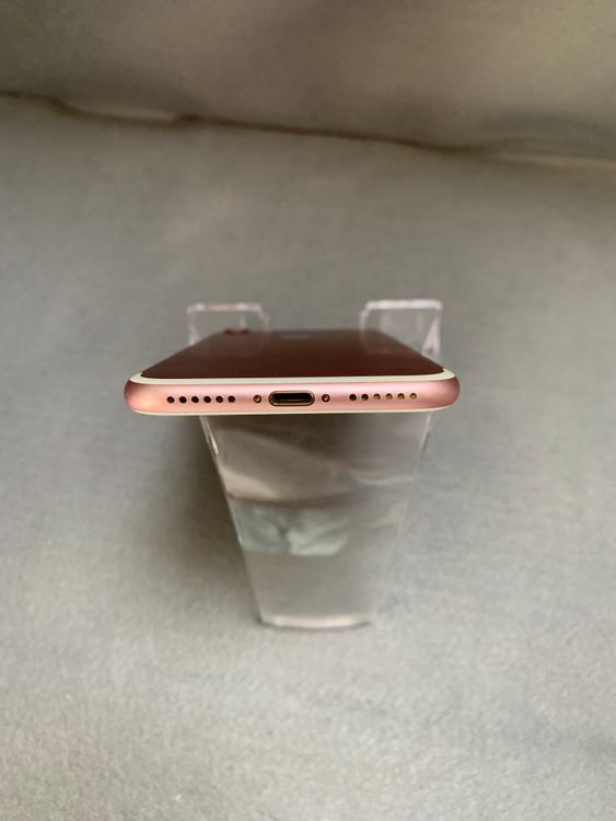   SIMե꡼ iPhone7 32GB ɿ