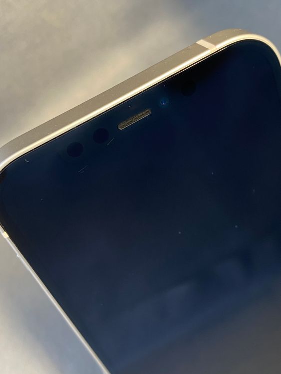 ���ʡ������� SIM�ե꡼ iPhone12�� 128GB �ۥ磻�ȿ�