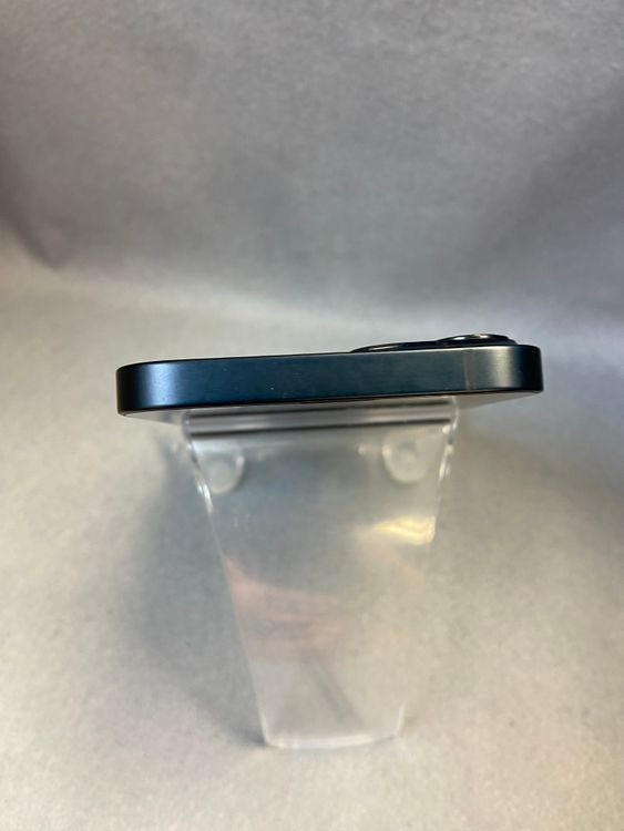 ���ʡ������ǡ�SIM�ե꡼��iPhone13 128GB �ߥåɥʥ��ȿ�