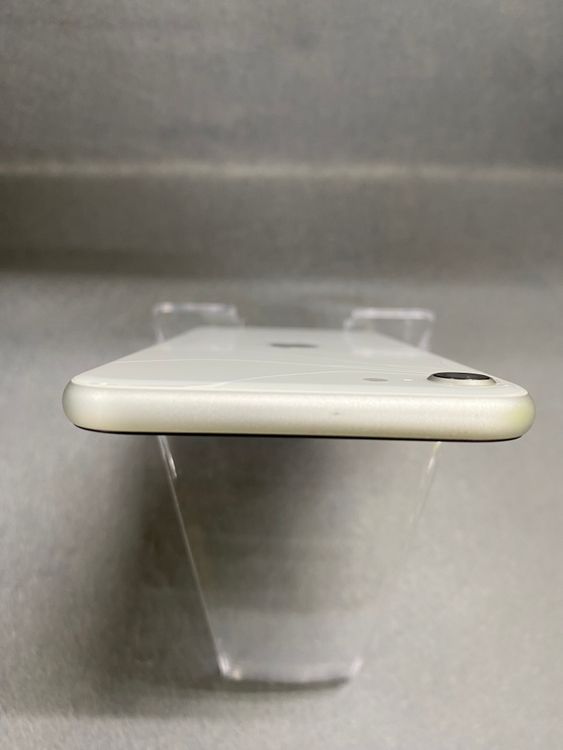 ��š������ǡ�SIM�ե꡼��iPhoneSE �裲���� 128GB �ۥ磻�ȿ�