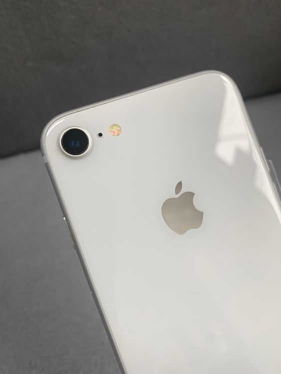 Ķ���� ������ SIM�ե꡼ iPhone8 64GB ����С���