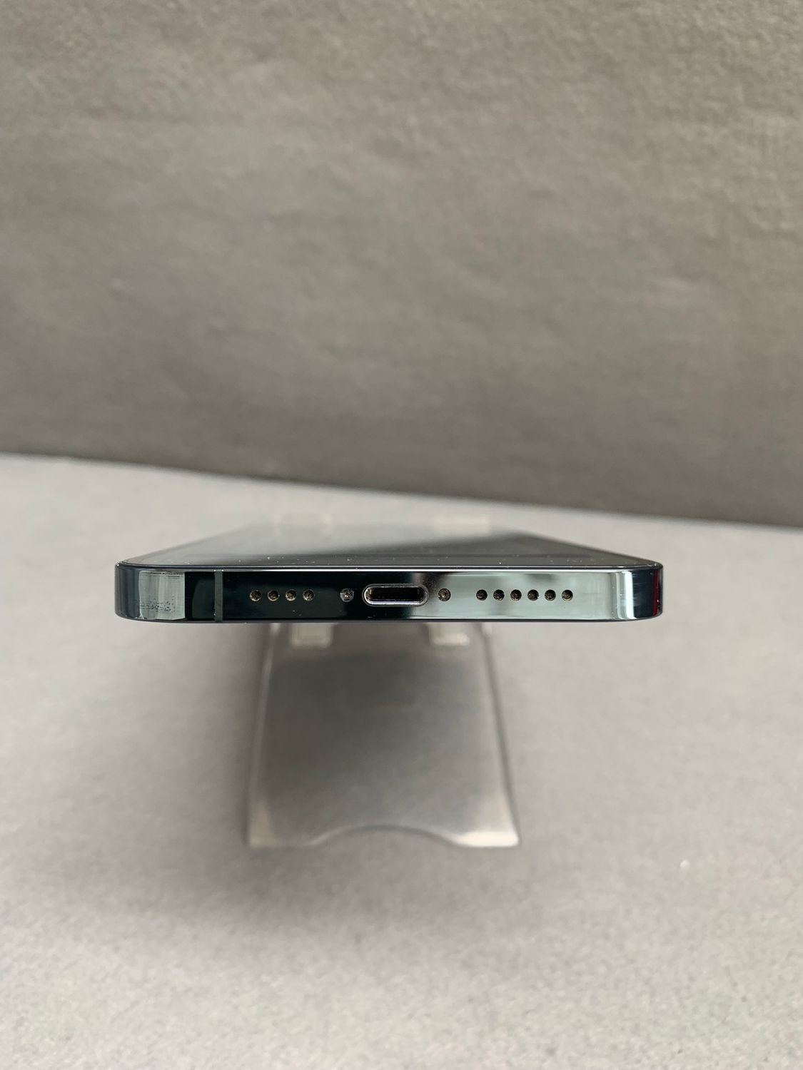 ムスビー｜美品 国内版 SIMフリー iPhone12 Pro Max 256GB