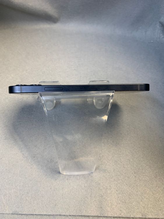 ���ʡ������ǡ�SIM�ե꡼��iPhone12 128GB �֥�å���