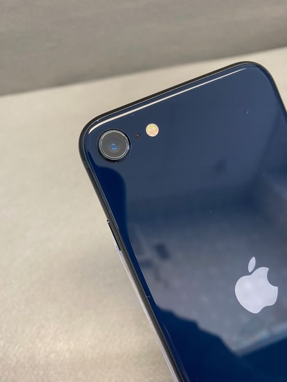 ���ʡ������ǡ�SIM�ե꡼��iPhoneSE ��3���塡 64GB �ߥåɥʥ��ȿ�