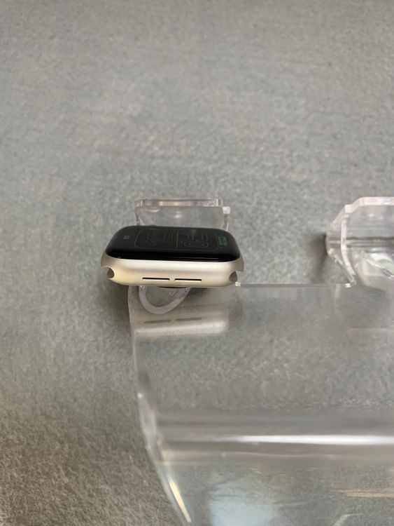  Apple Watch SE 2 GPS 32GB 40mm 饤