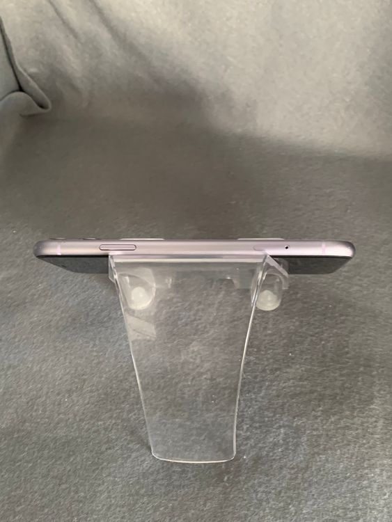 ���ʡ������ǡ�SIM�ե꡼��iPhone11 128GB �ѡ��ץ뿧