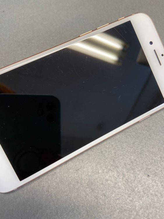 ���� ������ SIM�ե꡼ iPhone8 256GB ������ɿ�