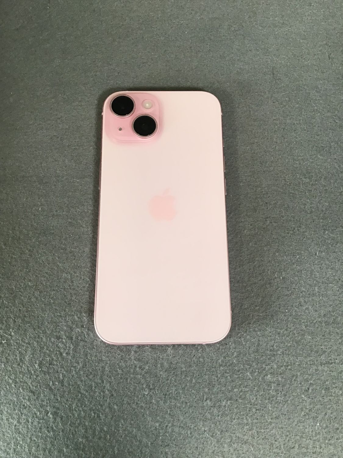 セブンイレブン 冬ギフト 2025 ムスビー｜ほぼ新品 国内版 SIMフリー iPhone15 128GB ピンク色 スマートフォン本体