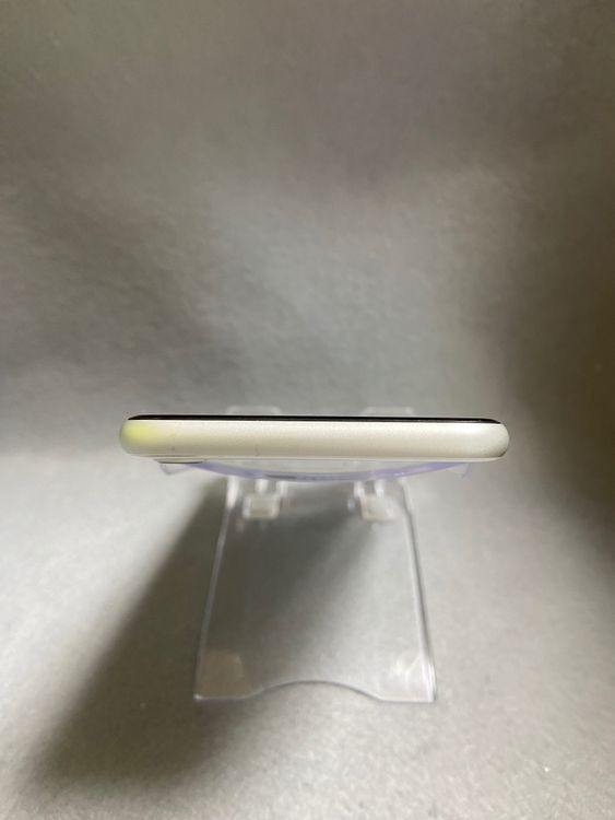   SIMե꡼ iPhoneSE 2 64GB ۥ磻ȿ