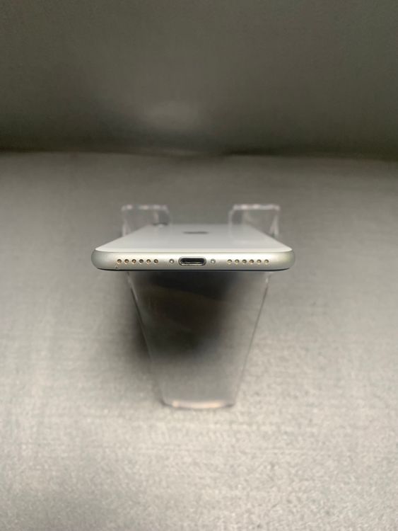 ���� ������ SIM�ե꡼ iPhoneSE ��2���� 64GB �ۥ磻�ȿ�