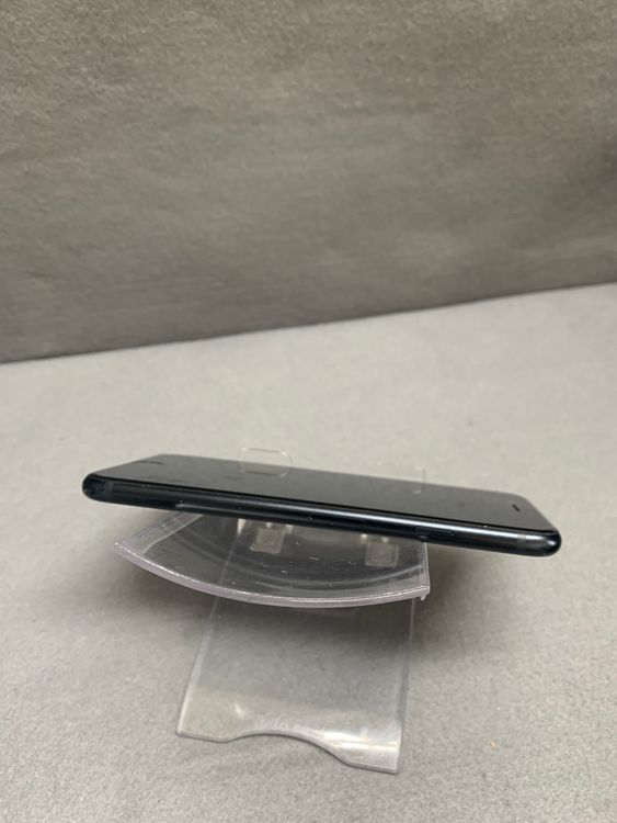 ������� ������ SIM�ե꡼ iPhoneSE �裳���� 64GB �ߥåɥʥ��ȿ�