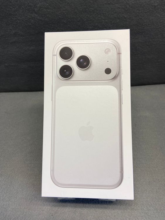 ����̤���� Apple���ȥ��� SIM�ե꡼ iPhone17 Pro 256GB ����С���