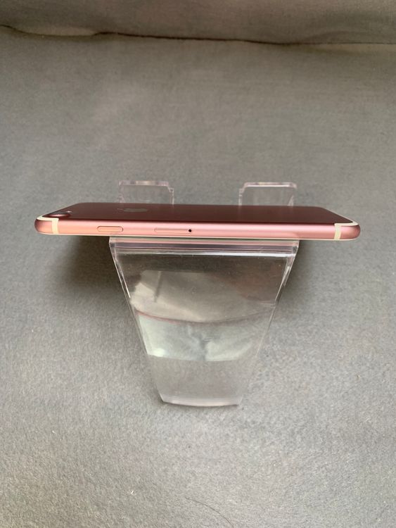   SIMե꡼ iPhone7 32GB ɿ