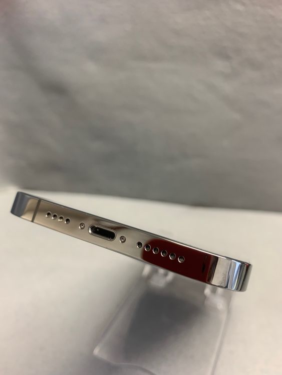 ���ʡ������ǡ�SIM�ե꡼��iPhone13 Pro Max 128GB  ����ե����ȿ�