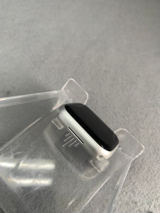 Ķ���� Apple Watch Series 8 GPS��ǥ� 41mm 32GB ����С�