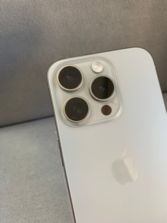 Ķ���� Apple���ȥ��� iPhone15 Pro 256GB �ʥ���������˥��࿧