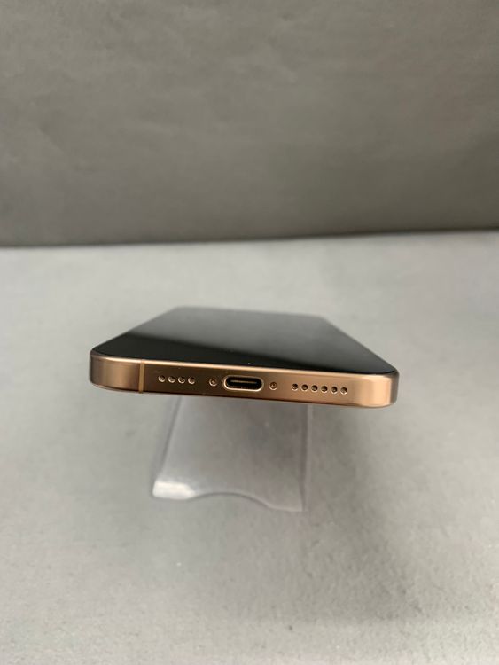 Ķ���� Apple���ȥ��� SIM�ե꡼ iPhone16 Pro Max 512GB