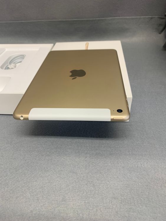 ���� SIM�ե꡼ iPad mini ��4����  16GB Wi-Fi+Cellular��