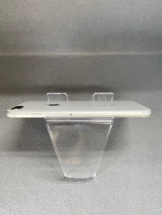 ���ʡ������ǡ�SIM�ե꡼��iPhone8 PLUS 64GB ����С���