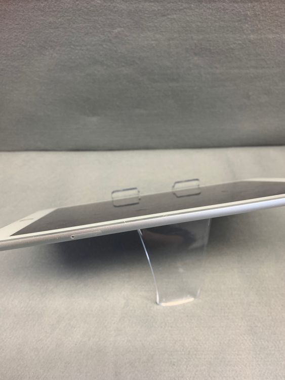 ���� ������ SIM�ե꡼ iPad Air ��2���� 32GB Cellular�� ����С���