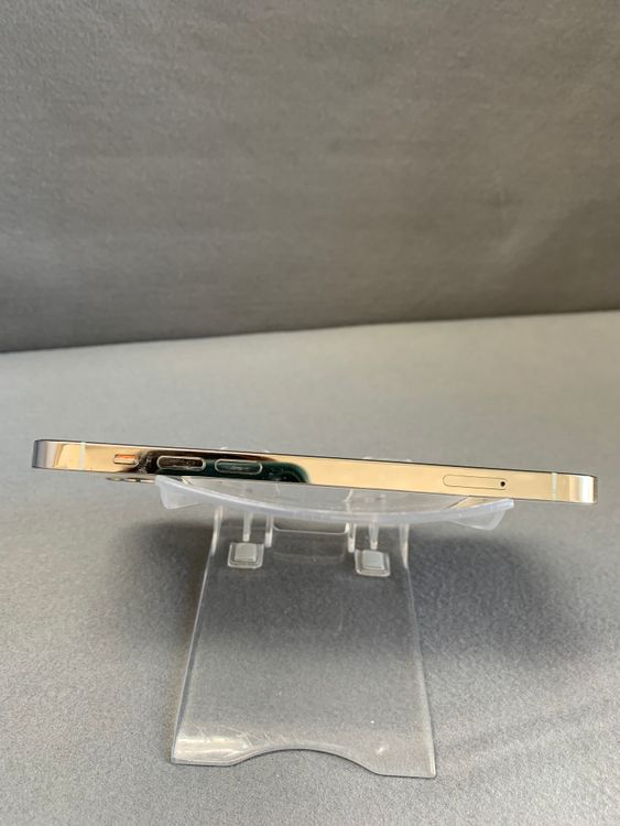 ���� Apple���ȥ��� SIM�ե꡼��iPhone12 Pro 256GB ����С���
