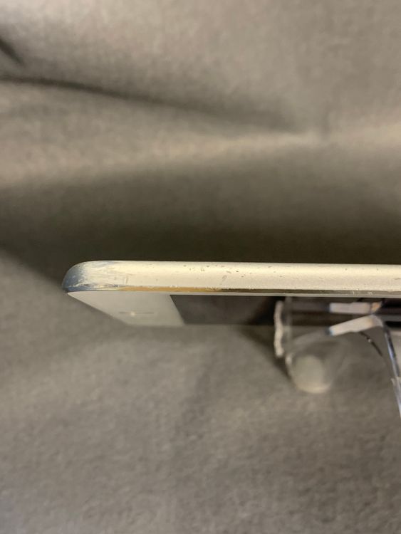 �����  iPad mini ��4���� 128GB Wi-Fi�� ����С���